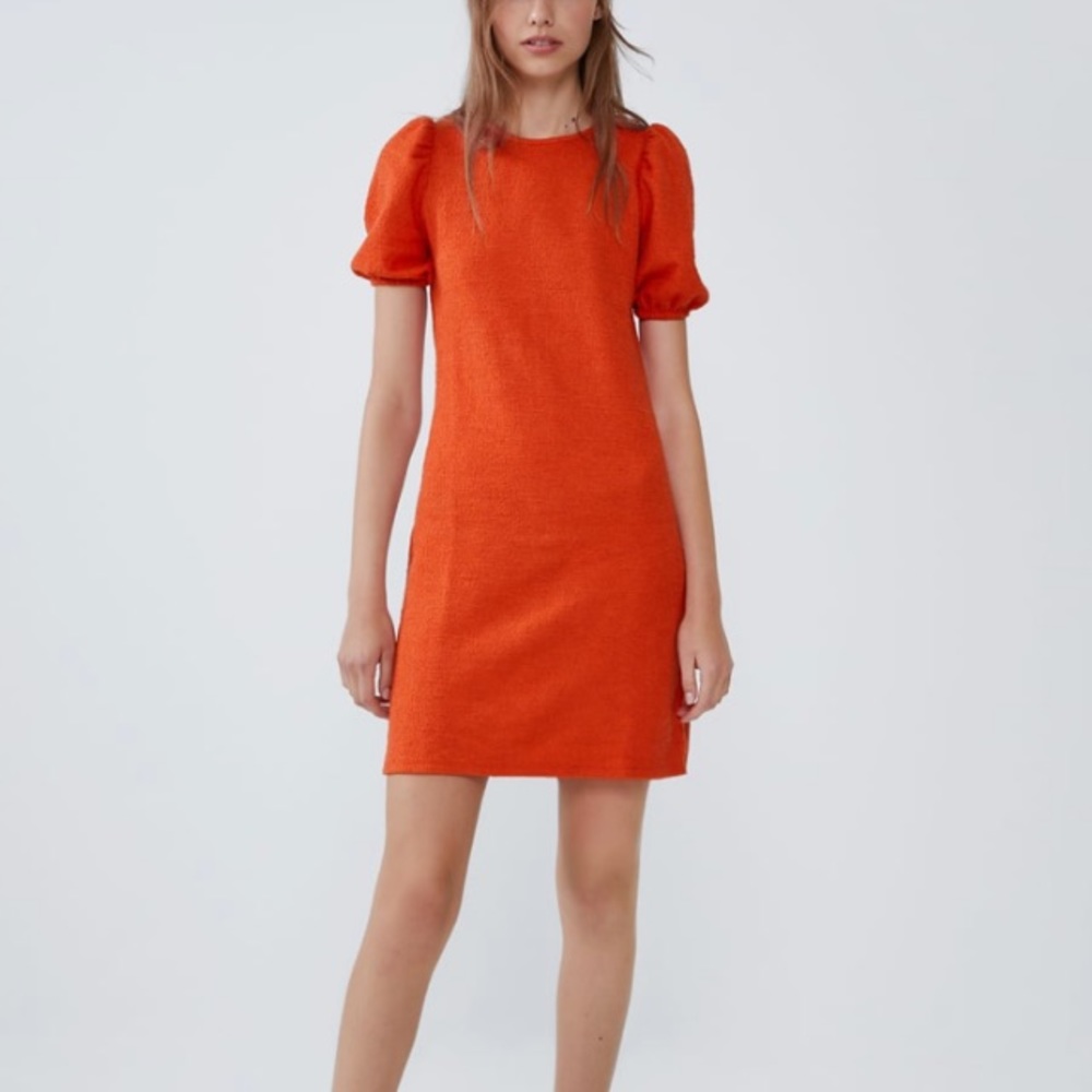Zara red textured dress with voluminous sleeves - Picture 1 of 7